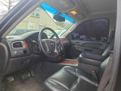 2013 Chevrolet Suburban LTZ