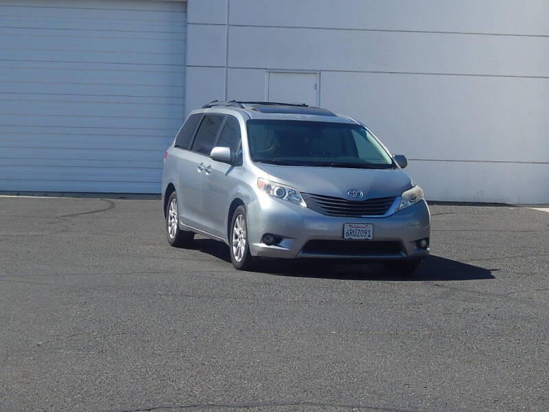 2011 Toyota Sienna for sale at Crow`s Auto Sales in San Jose CA