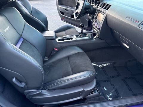 2010 Dodge Challenger SRT8