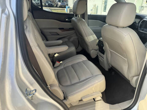 2017 GMC Acadia Denali