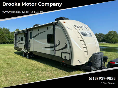 2017 Crossroads RV Sunset Trail Grand Reserve for sale at Brooks Motor Company in Columbia IL
