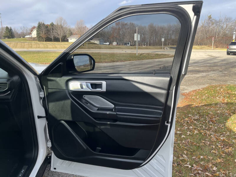 2020 Ford Explorer Platinum