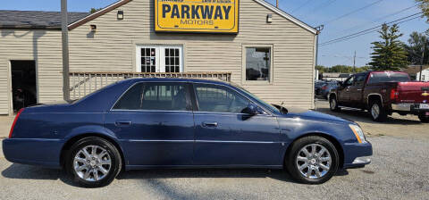 2008 Cadillac DTS for sale at Parkway Motors in Springfield IL