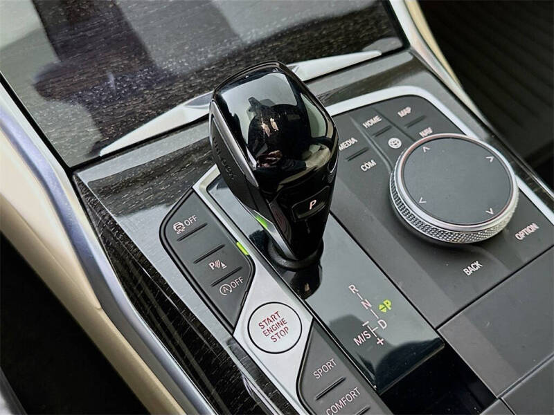 2022 BMW 3 Series 330i