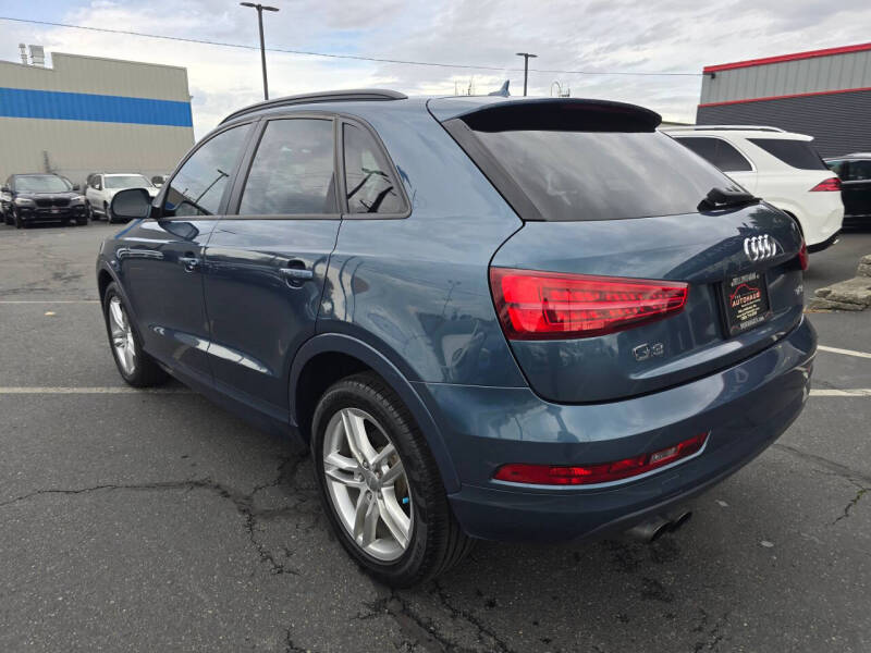 2017 Audi Q3 2.0T Premium