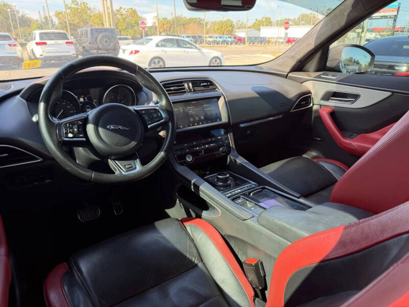 2019 Jaguar F-PACE S