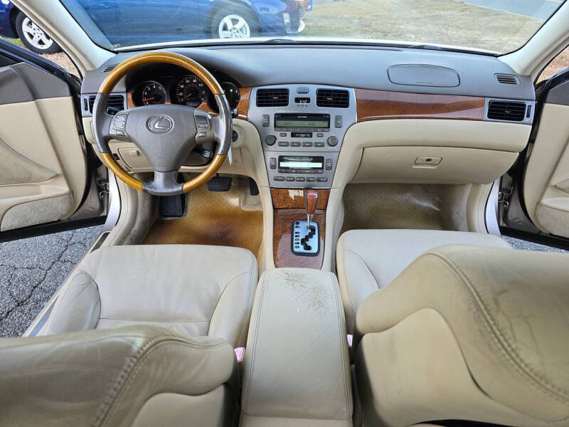 2005 Lexus ES 330
