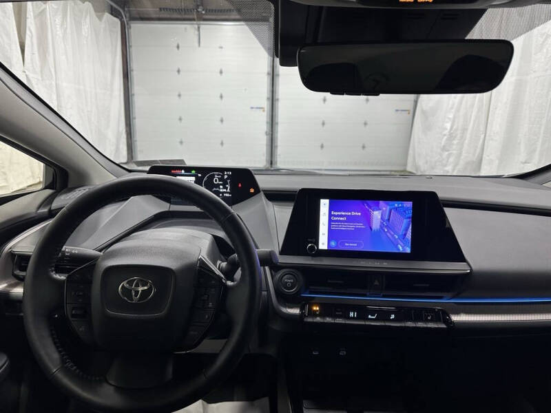 2025 Toyota Prius XLE