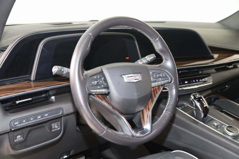 2022 Cadillac Escalade ESV Premium Luxury