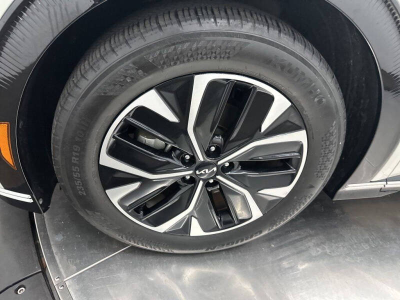 2022 Kia EV6 Wind