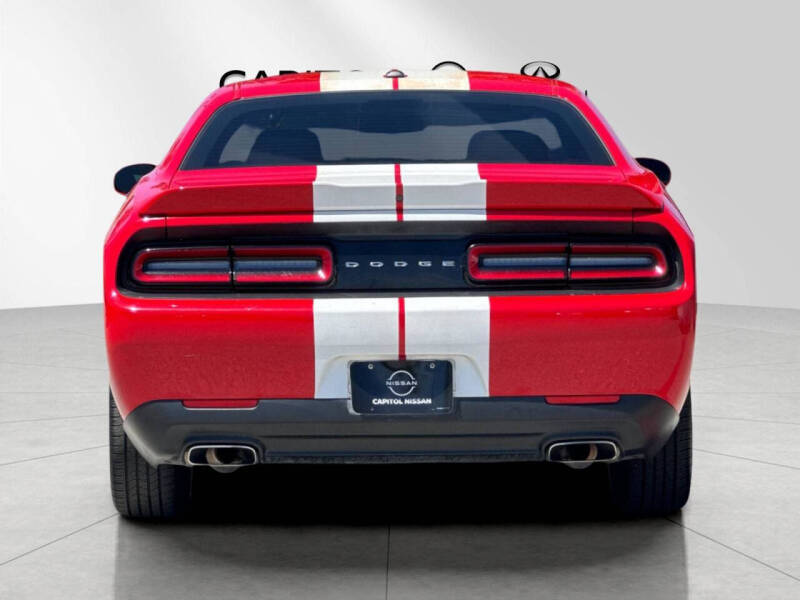 2018 Dodge Challenger SXT