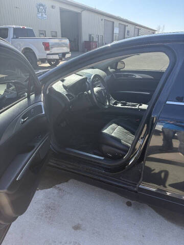 2014 Lincoln MKZ