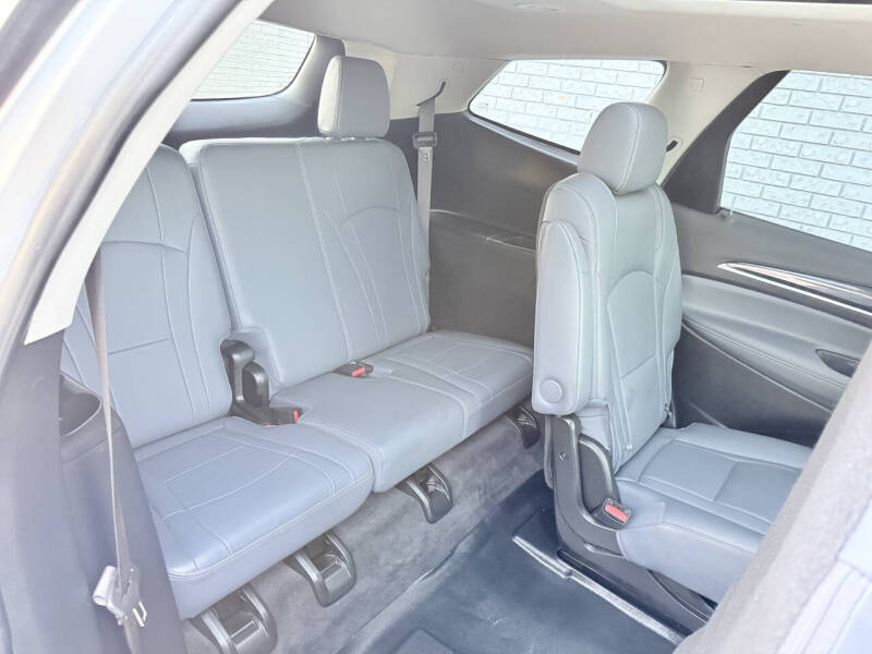 2020 Buick Enclave Essence