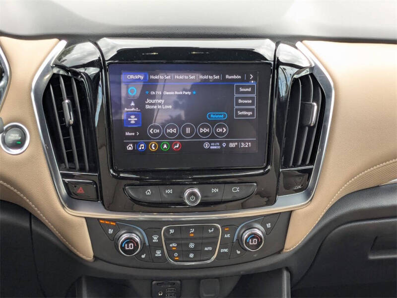 2023 Chevrolet Traverse Premier