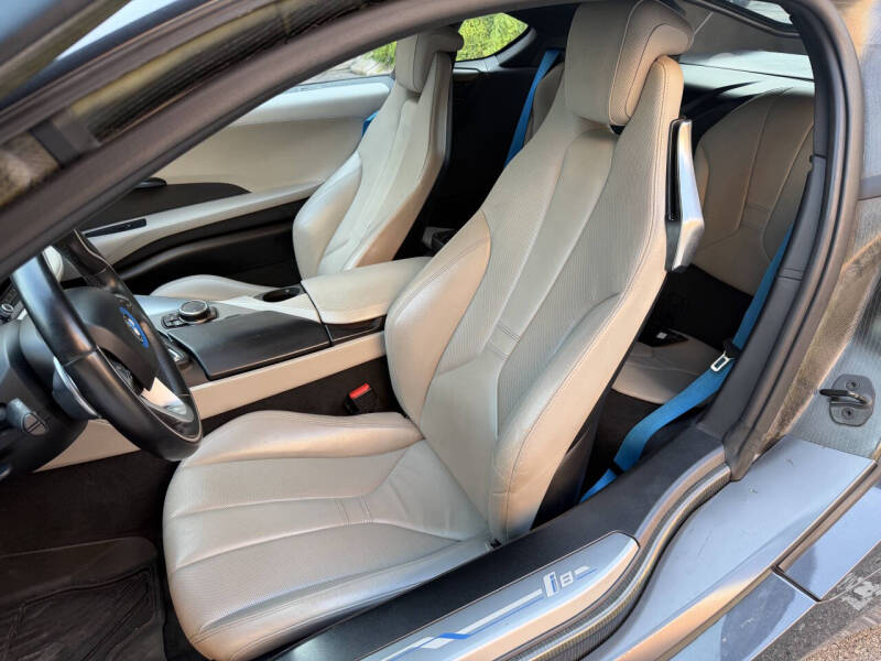 2015 BMW i8