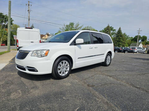 2015 Chrysler Town and Country for sale at DALE'S AUTO INC in Mount Clemens MI