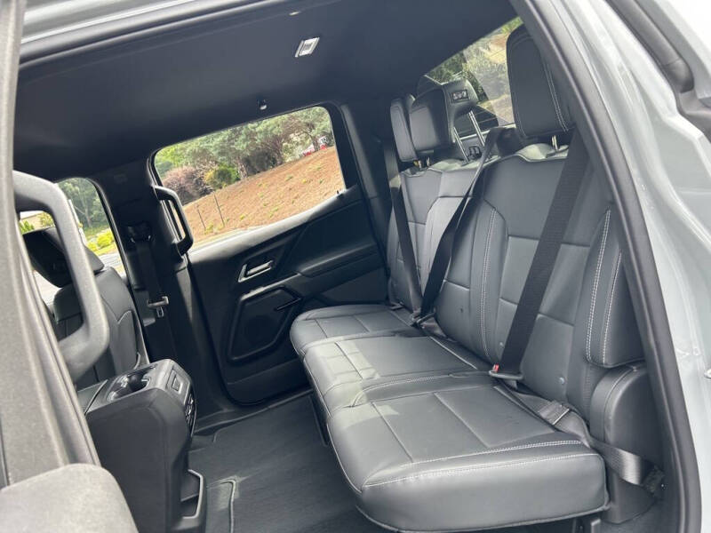 2025 Chevrolet Silverado EV LT