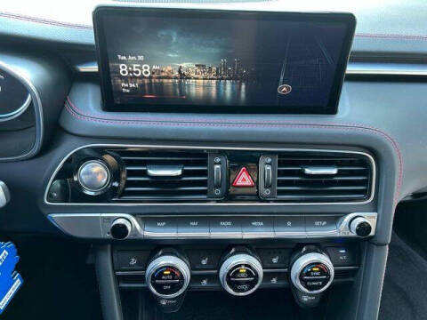 2023 Genesis G70