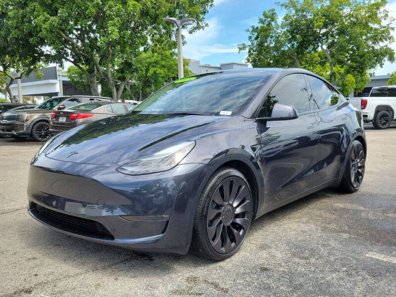 2025 Tesla Model Y Performance