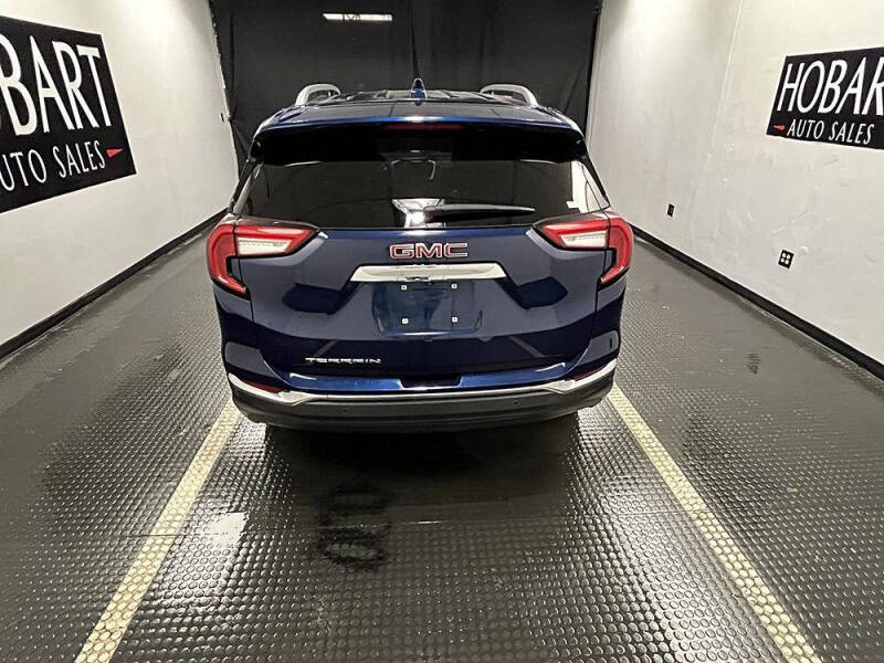 2023 GMC Terrain SLT