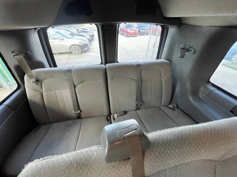 2017 Chevrolet Express LT 3500