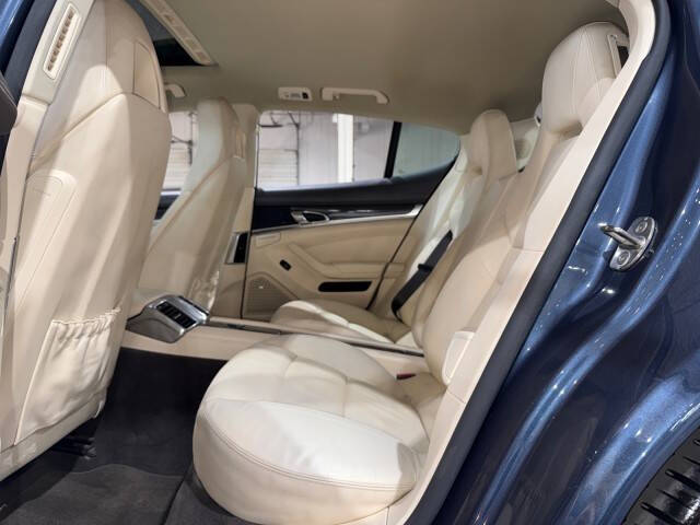 2014 Porsche Panamera