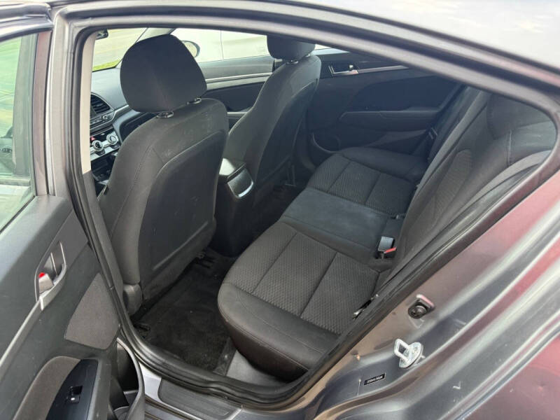 2019 Hyundai Elantra SEL