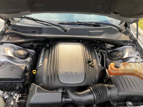 2013 Dodge Challenger R/T Plus