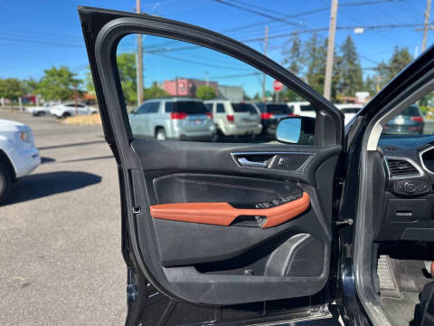 2016 Ford Edge Titanium