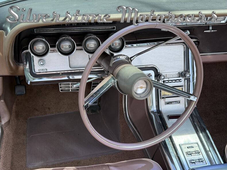 1964 Ford Thunderbird