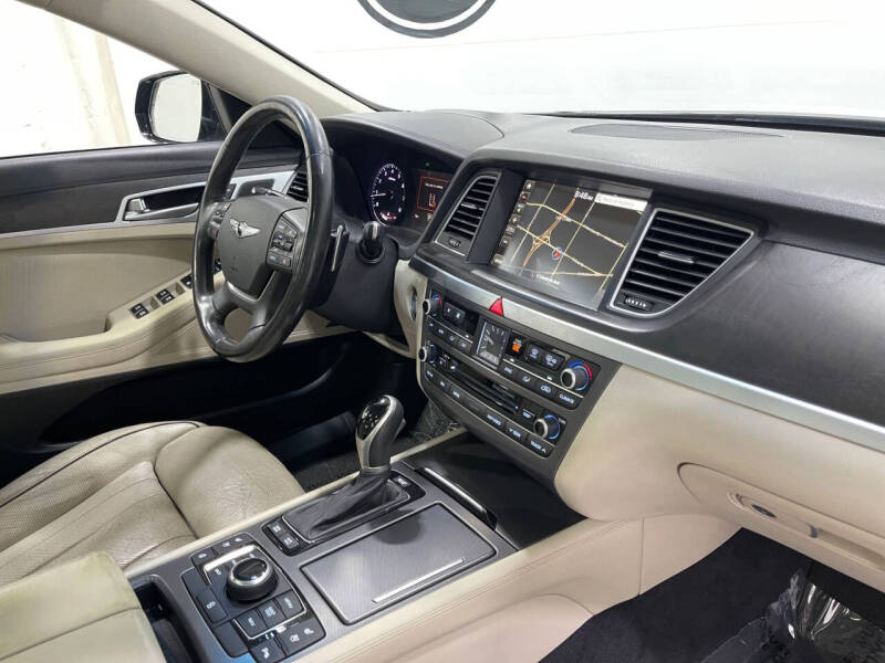 2017 Genesis G80