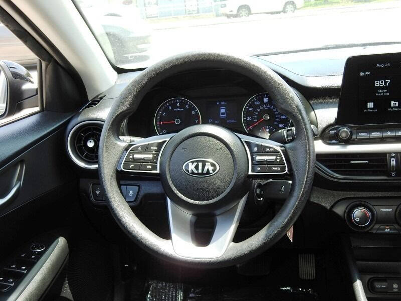 2021 KIA Forte Sedan - $15,900