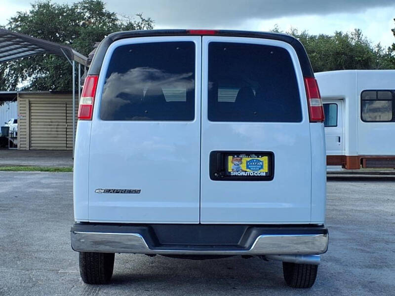 2018 Chevrolet Express LT 3500