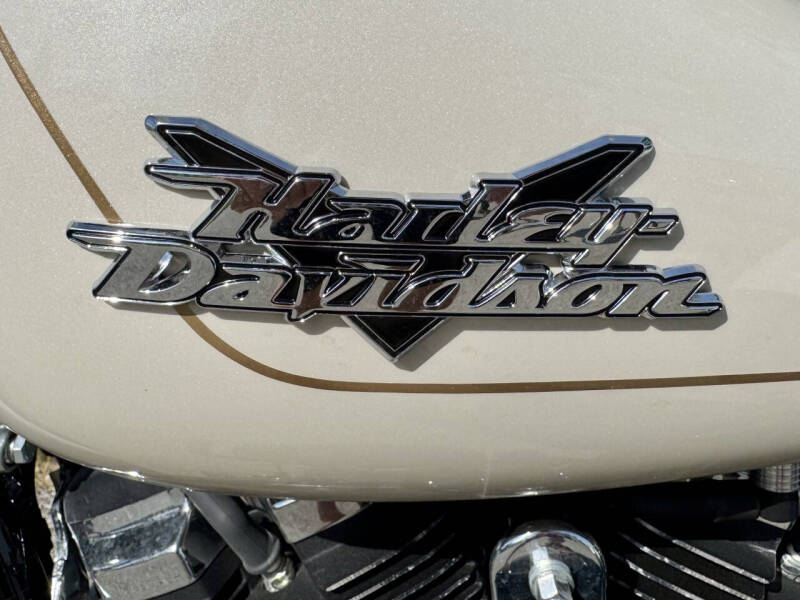 2023 Harley-Davidson FLRT
