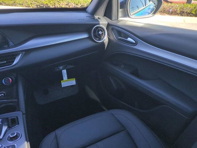 2025 Alfa Romeo Stelvio