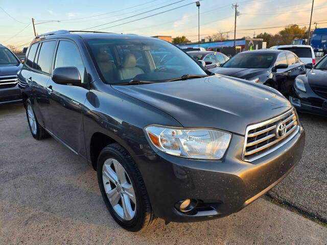 2010 Toyota Highlander for sale at Mac Motors in Arlington, TX