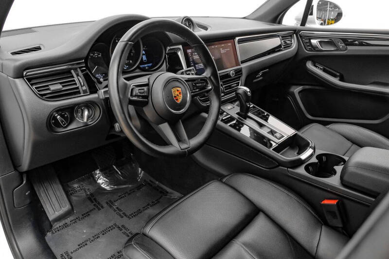 2024 Porsche Macan