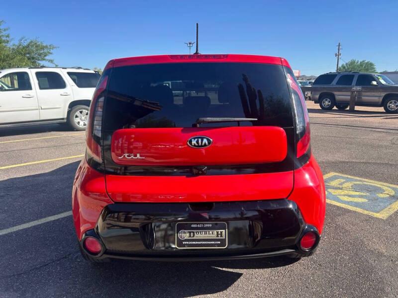 2016 Kia Soul +