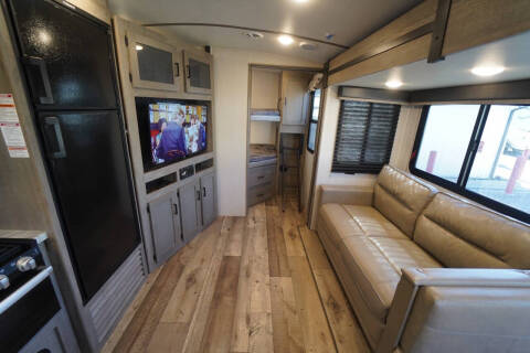 2021  Keystone   Outback