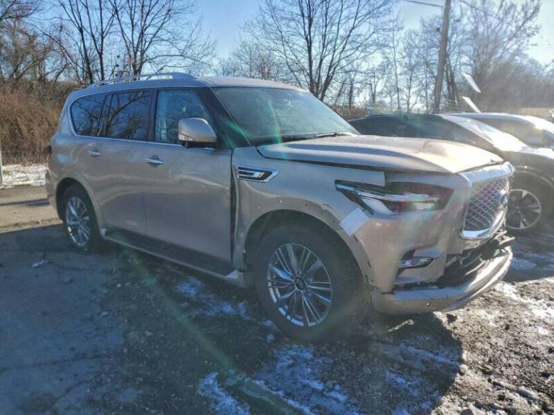 2023 Infiniti QX80 Luxe