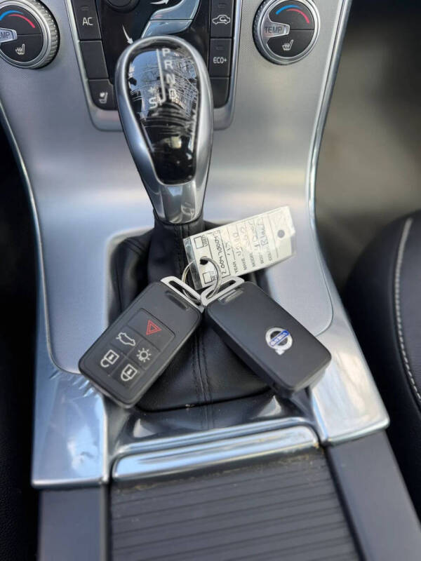2017 Volvo S60 T5 Dynamic