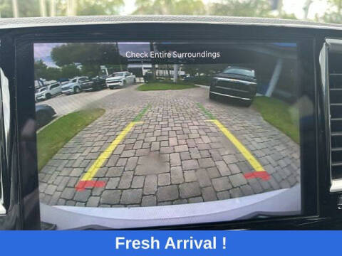 2024 Chrysler Pacifica Touring