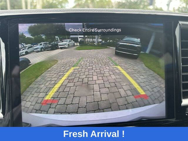 2024 Chrysler Pacifica Touring