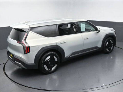 2024 Kia EV9 Light