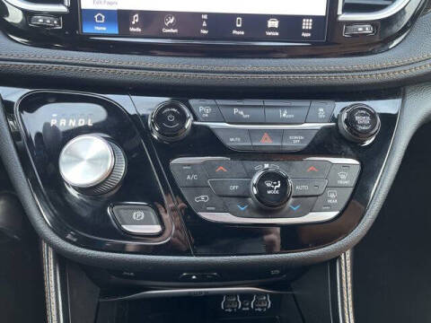 2021 Chrysler Pacifica Hybrid Pinnacle