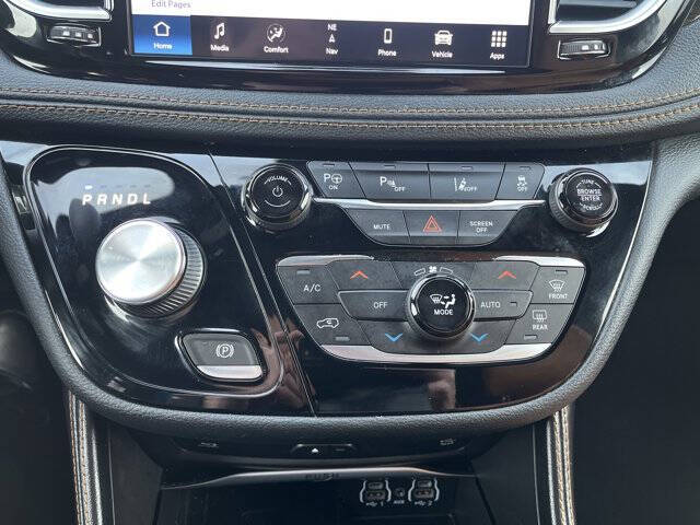 2021 Chrysler Pacifica Hybrid Pinnacle