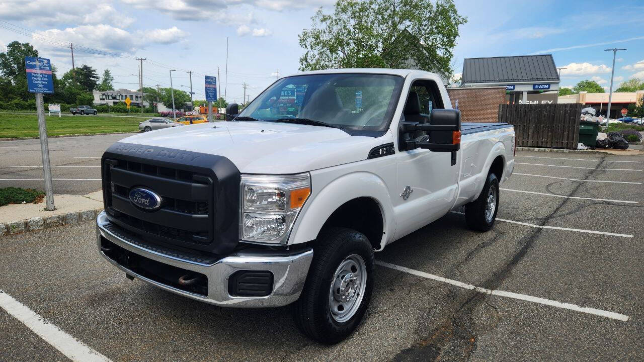 White 2013 Ford F-250 Super Duty XL LB 4WD Pickup Truck Four-Wheel Drive 6-Speed Automatic