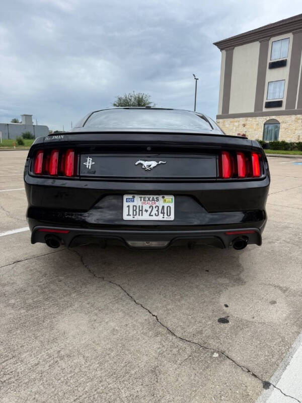 2017 Ford Mustang EcoBoost Premium