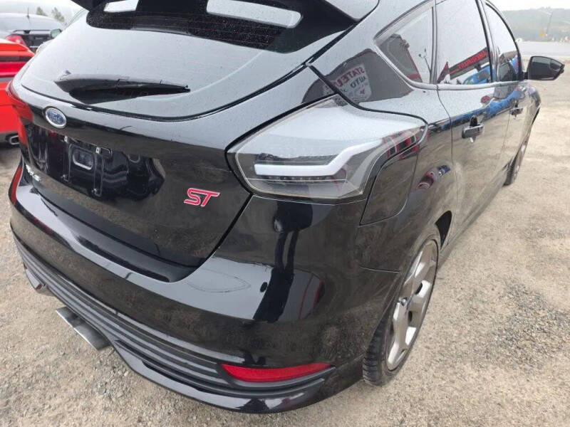 2018 Ford Focus ST