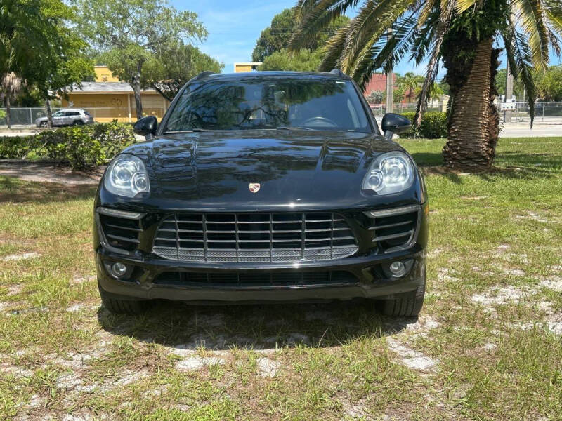 2017 Porsche Macan Turbo